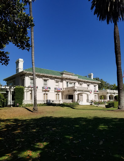 Wrigley Mansion