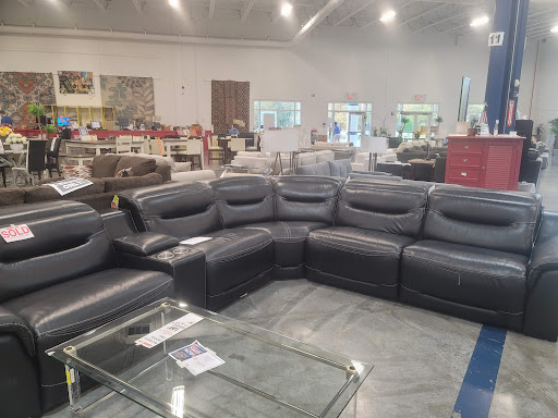 Outlet Store «Rooms To Go Outlet Furniture Store - Pearl River», reviews and photos, 63295 Old Military Rd, Pearl River, LA 70452, USA