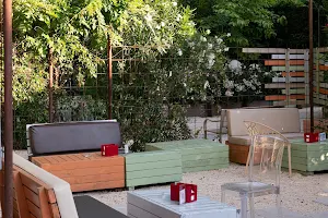 Il Garden Lounge Bar image
