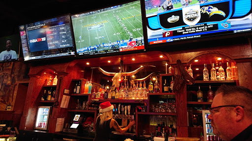 Sports Bar «Wild Bills Sports Saloon - Apple Valley», reviews and photos, 15020 Glazier Ave, Apple Valley, MN 55124, USA