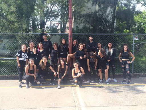 Zupa: Academia de hip hop dance.