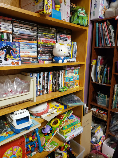 Thrift Store «All you need is thrift», reviews and photos, 148 W Hoffman Ave, Lindenhurst, NY 11757, USA