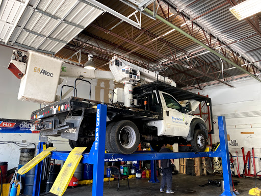 Auto Repair Shop «Professional Fleet Maintenance», reviews and photos, 2081 SW 70th Ave, Davie, FL 33317, USA
