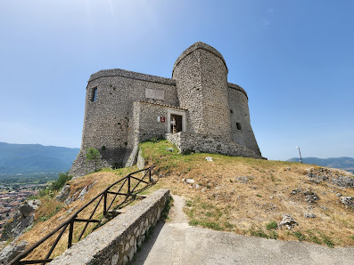 Castello di Montesarchio Via Latonuovo, 82016 Montesarchio BN, Italia
