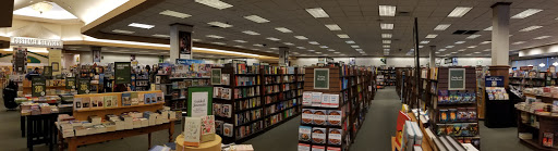Book Store «Barnes & Noble», reviews and photos, 4485 Virginia Beach Blvd, Virginia Beach, VA 23462, USA
