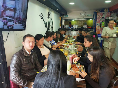 Restaurante Y Parrilla Blancos Y Negros - Cl. 123a #47-25, Bogotá, Colombia
