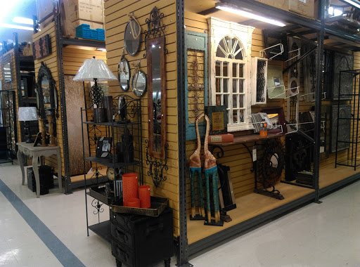 Furniture Store «BT Furnishings», reviews and photos, 1300 Custer Rd, Plano, TX 75075, USA