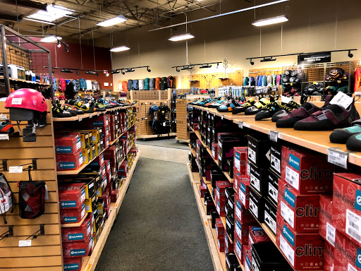Camping Store «REI», reviews and photos, 710 S Rampart Blvd, Las Vegas, NV 89145, USA