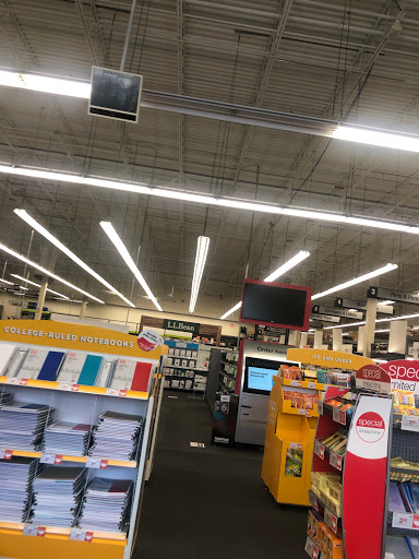 Office Supply Store «Staples», reviews and photos, 1075 N Main St, Warrington, PA 18976, USA