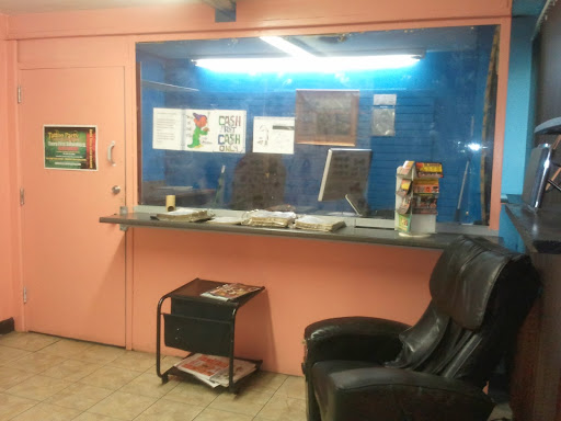 Tattoo Shop «De Ultimate Tatoo & Piercing», reviews and photos, 3501 Maryland Ave, Hyattsville, MD 20785, USA