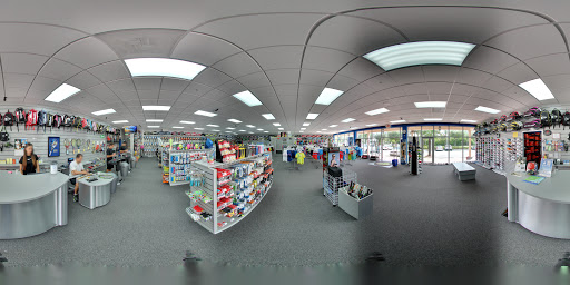 Tennis Store «Tennis Plaza», reviews and photos, 15400 Biscayne Blvd #110, Aventura, FL 33160, USA
