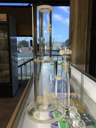 Tobacco Shop «Atlantic Smoke Shop», reviews and photos, 375 Atlantic Ave #104, Long Beach, CA 90802, USA