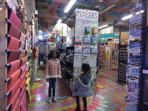 Art Supply Store «Artist & Craftsman Supply Baltimore», reviews and photos, 135 W North Ave, Baltimore, MD 21201, USA