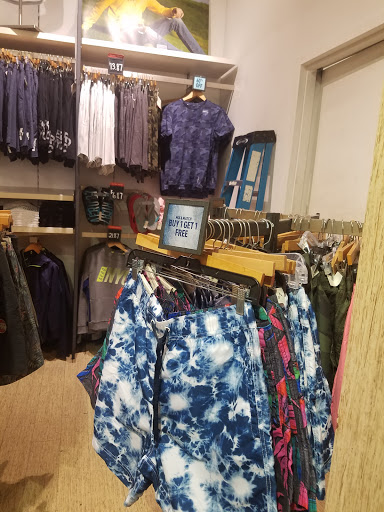 Clothing Store «Aéropostale», reviews and photos, 250 E Palm Dr, Florida City, FL 33034, USA