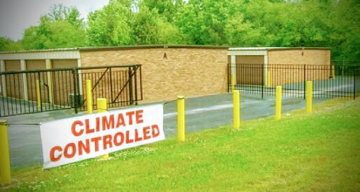 Self-Storage Facility «Affordable Mini-Storage and Uhaul», reviews and photos, 204 Bay Creek Rd, Loganville, GA 30052, USA