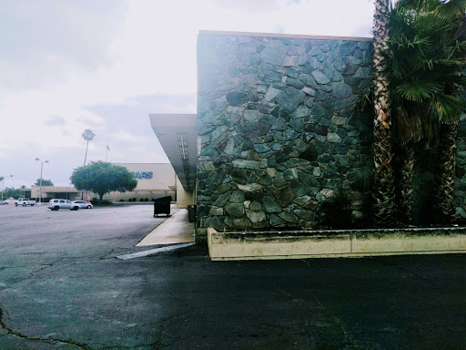 Auto Repair Shop «Sears Auto Center», reviews and photos, 5265 Arlington Ave, Riverside, CA 92504, USA