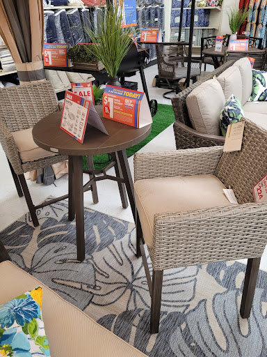 Discount Store «Big Lots», reviews and photos, 2400 W International Speedway Blvd, Daytona Beach, FL 32114, USA