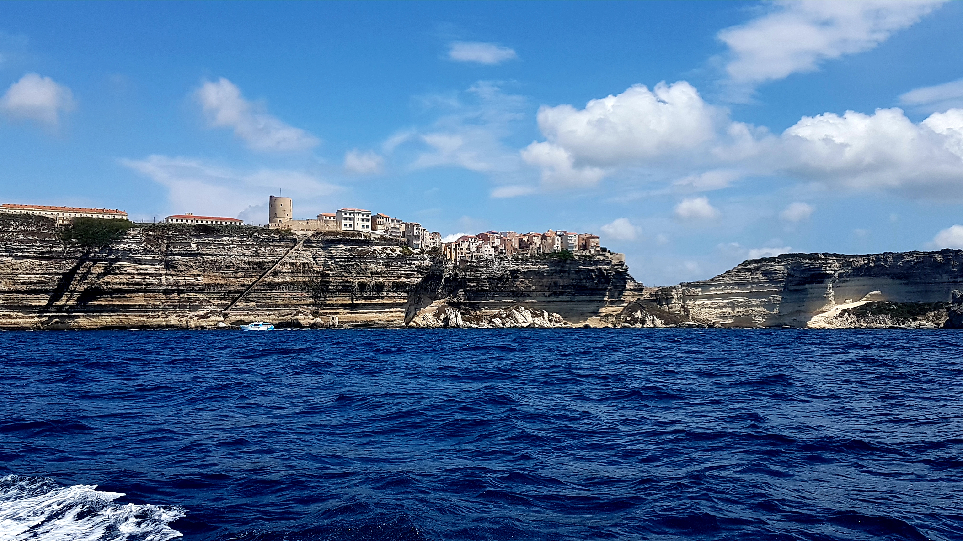 Photo n° 39 de l'avis de Loic.e fait le 22/05/2019 à 19:07
