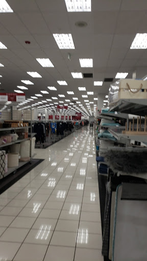 Clothing Store «Burlington Coat Factory», reviews and photos, 1402 SE Everett Mall Way, Everett, WA 98208, USA