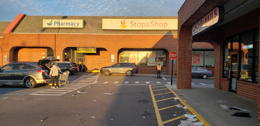 Grocery Store «Stop & Shop», reviews and photos, 9210 Atlantic Ave, Ozone Park, NY 11416, USA