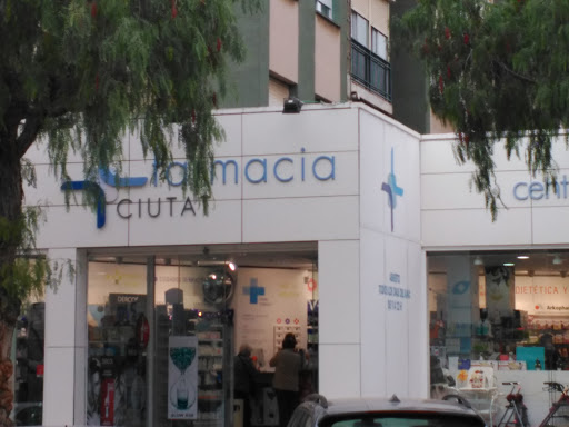 Información y opiniones sobre Farmàcia Ciutat de Tarragona