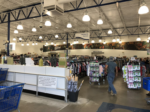 Thrift Store «Goodwill Brandon Superstore», reviews and photos, 1106 E Brandon Blvd, Brandon, FL 33511, USA