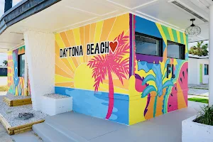 Beach Glow Inn - Pet Friendly, Family Motel image