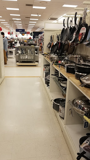 Department Store «Marshalls», reviews and photos, 533 S Broad St, Meriden, CT 06450, USA