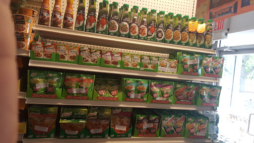 Kosher Grocery Store «Emanu-el Delicatessen», reviews and photos, 52 W Railroad Ave, Tenafly, NJ 07670, USA