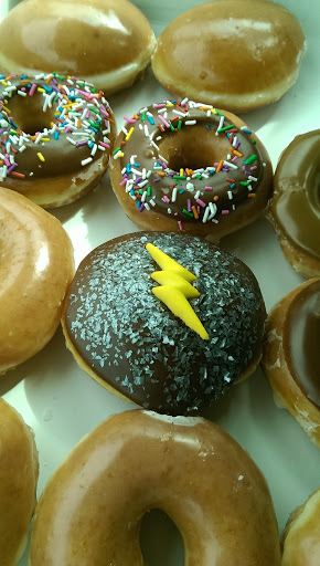 Bakery «Krispy Kreme Doughnuts», reviews and photos, 25802 El Paseo Avenue, Mission Viejo, CA 92691, USA