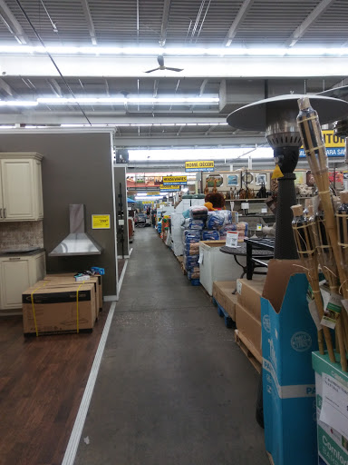 Home Improvement Store «HOBO - Home Owners Bargain Outlet», reviews and photos, 800 S 108th St, West Allis, WI 53214, USA