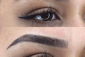 FacePop Brow & Lash Bar image