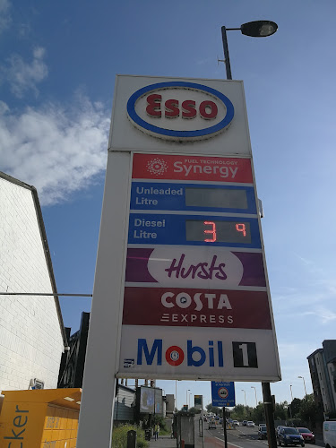 Reviews of ESSO MFG NORTHAM in Southampton - Gas station