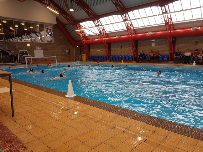 Comments and reviews of Bedford Modern School Swimming Pool