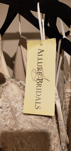 Bridal Shop «Reddington Bridal», reviews and photos, 426 Touhy Ave, Park Ridge, IL 60068, USA