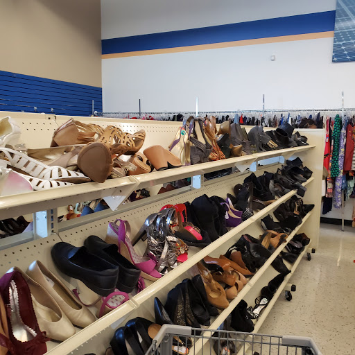 Thrift Store «Goodwill Donation Center», reviews and photos