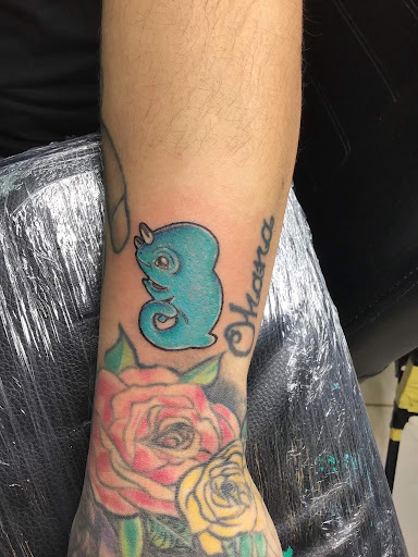 Tattoo Shop «BODY ARMOR TATTOO AND PIERCING», reviews and photos, 20709 US-27, Lake Wales, FL 33853, USA