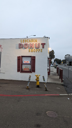 Donut Shop «Leucadia Donut Shoppe», reviews and photos, 1604 N Coast Hwy 101, Encinitas, CA 92024, USA
