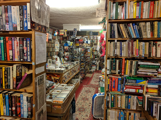 Comic Book Store «Hole In The Wall Books», reviews and photos, 905 W Broad St, Falls Church, VA 22046, USA