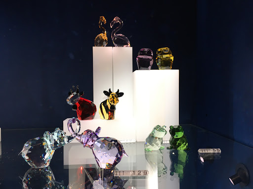Jewelry Store «Swarovski Houston Galleria», reviews and photos, 5085 Westheimer Rd B3703, Houston, TX 77056, USA