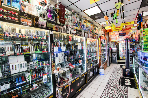 Tobacco Shop «Shisha Smoke Shop South Beach», reviews and photos, 1225 Washington Ave, Miami Beach, FL 33139, USA