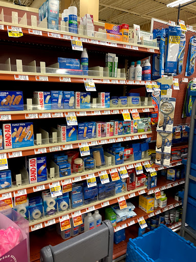 Grocery Store «Hannaford Supermarket», reviews and photos, 86 Cottage St, Bar Harbor, ME 04609, USA