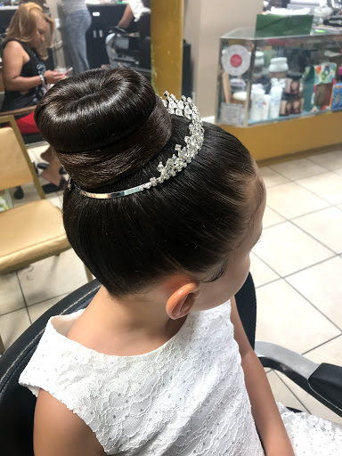 Beauty Salon «Disnalda Beauty Salon», reviews and photos, 118 Valley St, Providence, RI 02909, USA