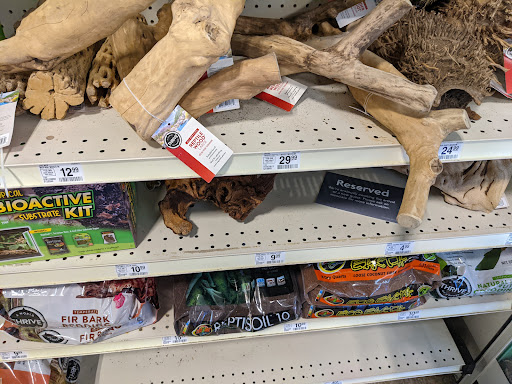 Pet Supply Store «PetSmart», reviews and photos, 7903 Towne Center Pkwy, Papillion, NE 68046, USA