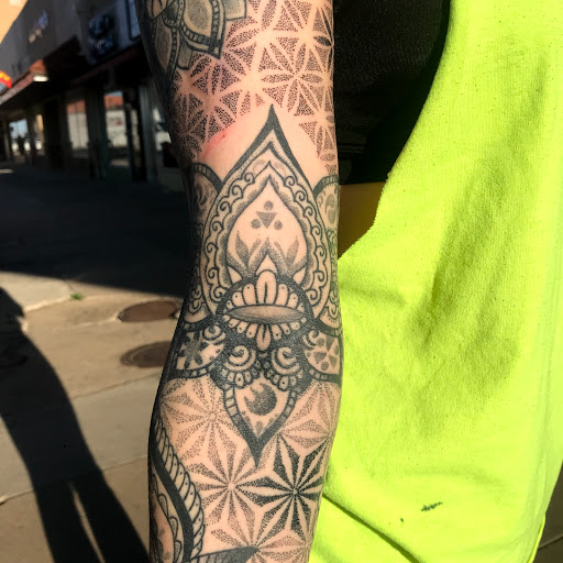 Explore be strong tattoo ideas, creative tattoo ideas in San Angelo, available at Good Vibes Only Tattoo Studio