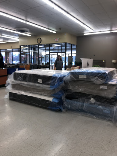Thrift Store «Downtown Rescue Mission Thrift Store», reviews and photos