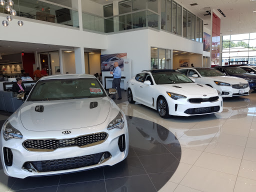Car Dealer «Kia of Bedford», reviews and photos, 18180 Rockside Rd, Bedford, OH 44146, USA