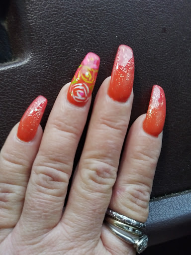 Nail Salon «Finest Nail & Tanning Salon», reviews and photos, 868 US-129 #11, Cleveland, GA 30528, USA