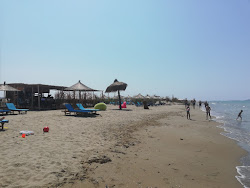 Foto von Cristal Rinia beach mit etwas sauber Sauberkeitsgrad