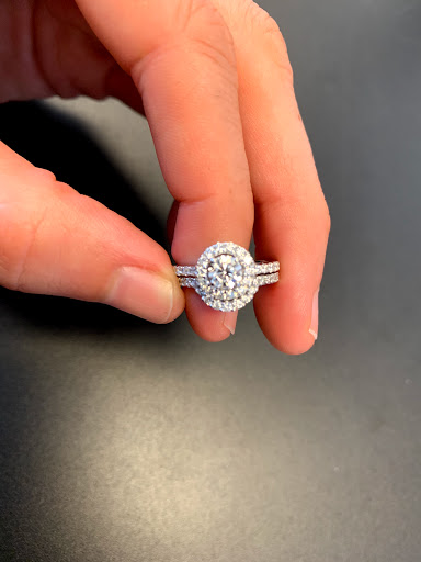 Diamond Dealer «David & Sons Fine Jewelers», reviews and photos, 4485 La Jolla Village Dr F4, San Diego, CA 92122, USA